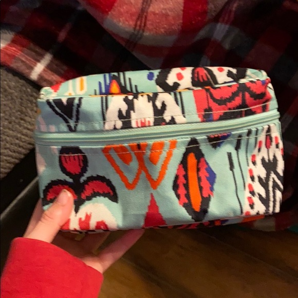 Makeup bag - Picture 1 of 2